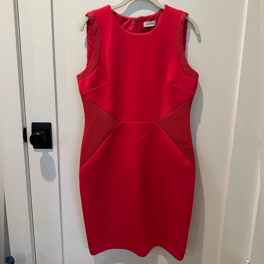 Calvin Klein Sleeveless Sheath Dress | Size 12 | Berry